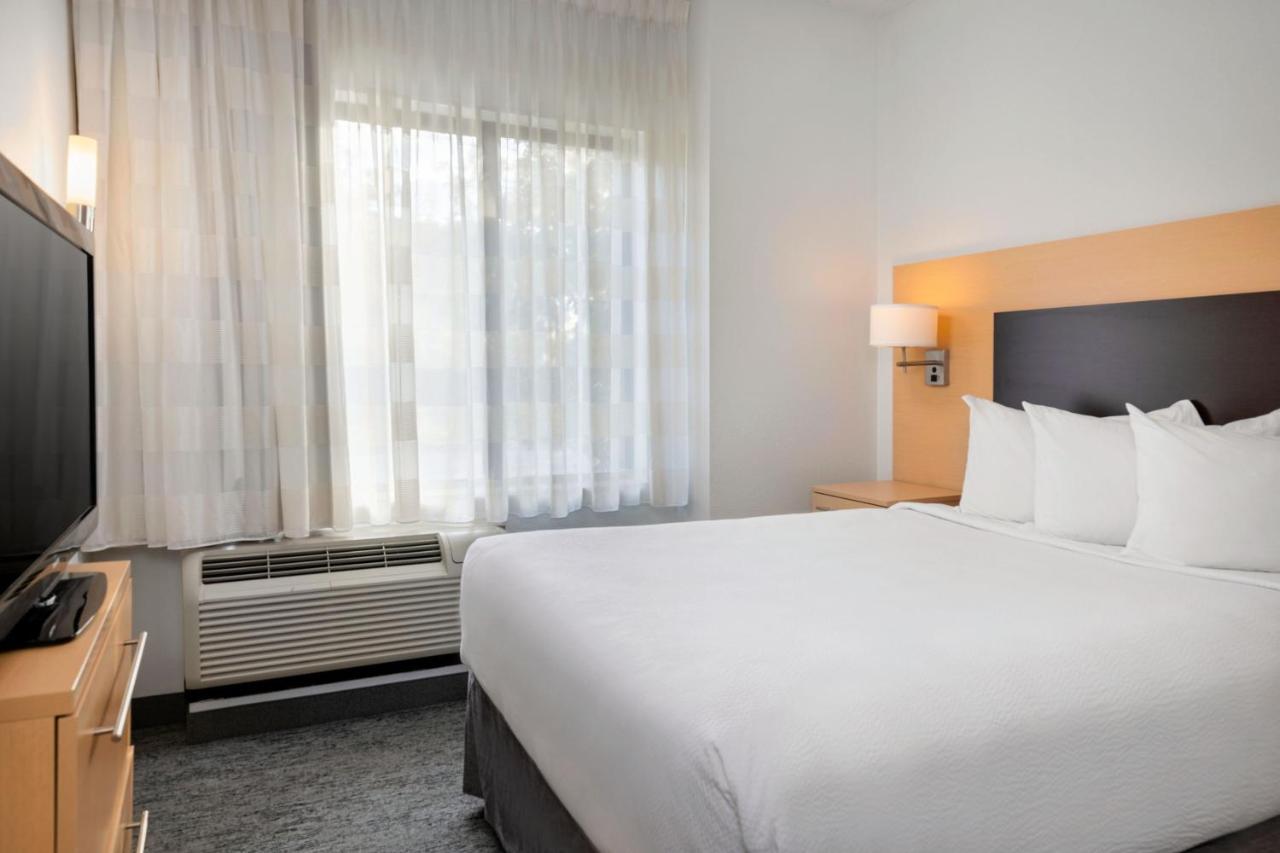 Towneplace Suites By Marriott Йорк Екстериор снимка