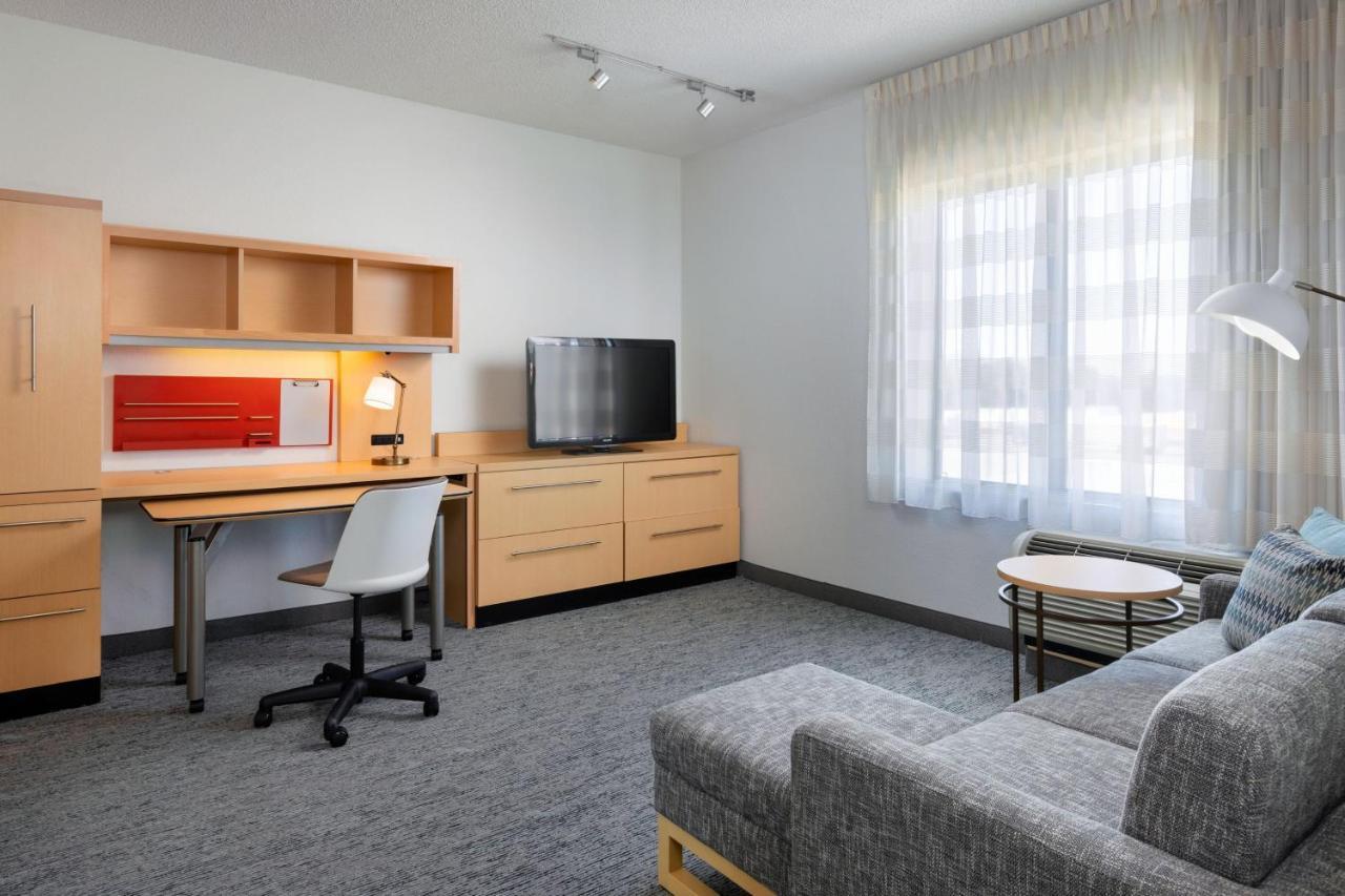 Towneplace Suites By Marriott Йорк Екстериор снимка
